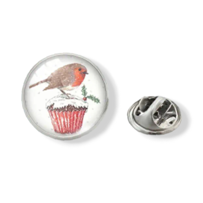 Christmas Robin Pin Badge - The Pet Drop