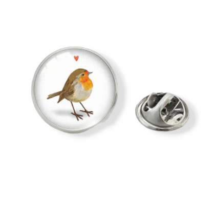 Robin's Love Pin Badge - The Pet Drop