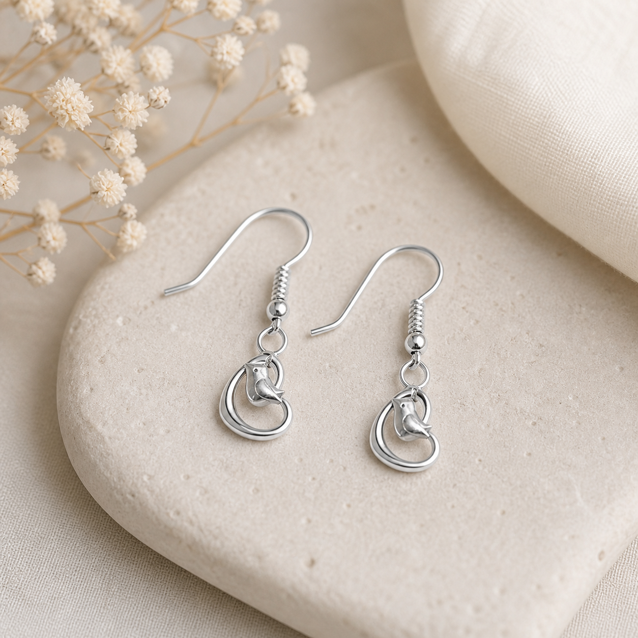 Robin of my Heart Earrings - The Pet Drop