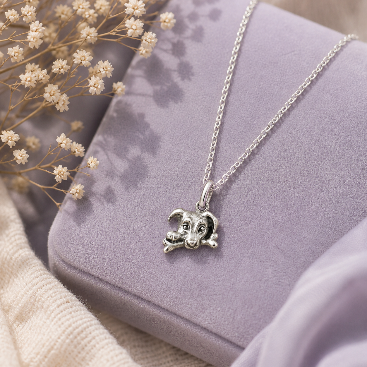 The Look of Love Necklace - The Pet Drop