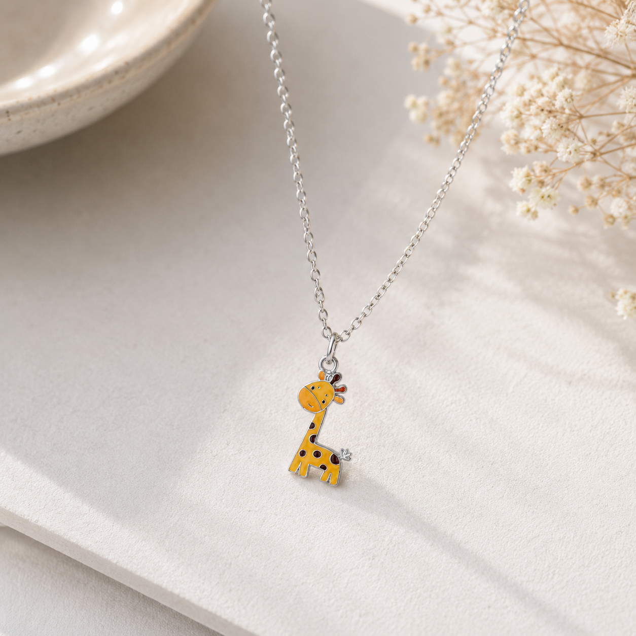 Gentle Giraffe Necklace - The Pet Drop